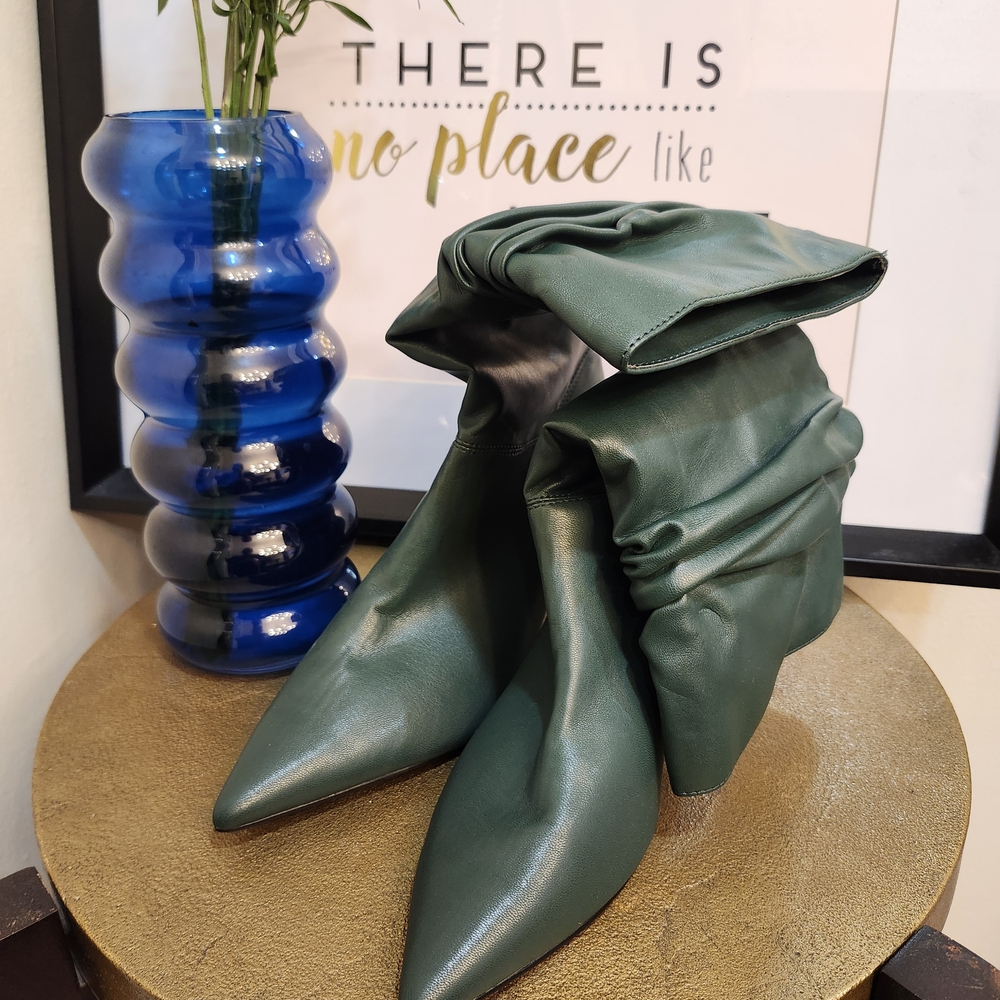 😍 Gorgeous Green Slouch Boots- 6.5